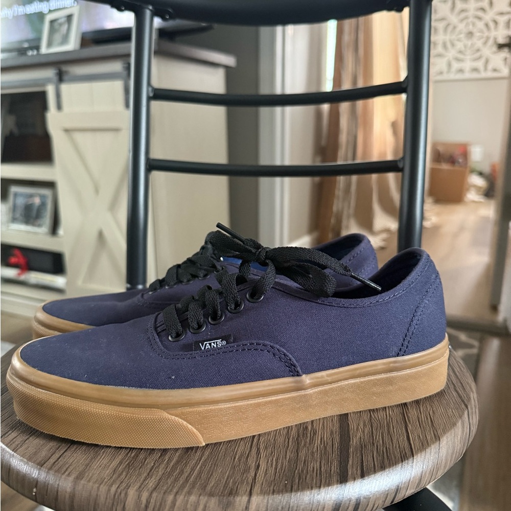 Vans Men's/Women’s  Navy Canvas Sneakers Brand New